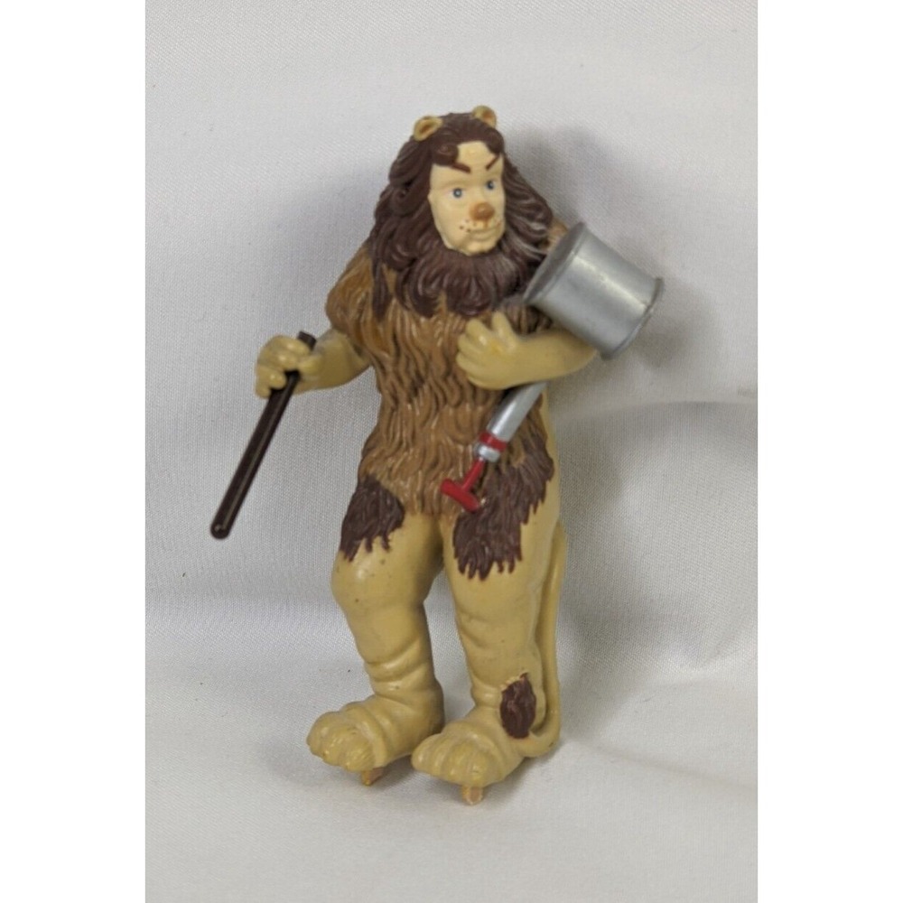 Wizard of Oz‎ Cowardly Lion Figure 3 Inch Replacement